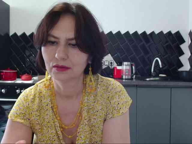ANGELALADI
