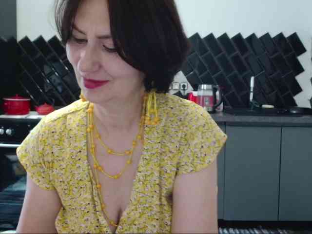 ANGELALADI webcam