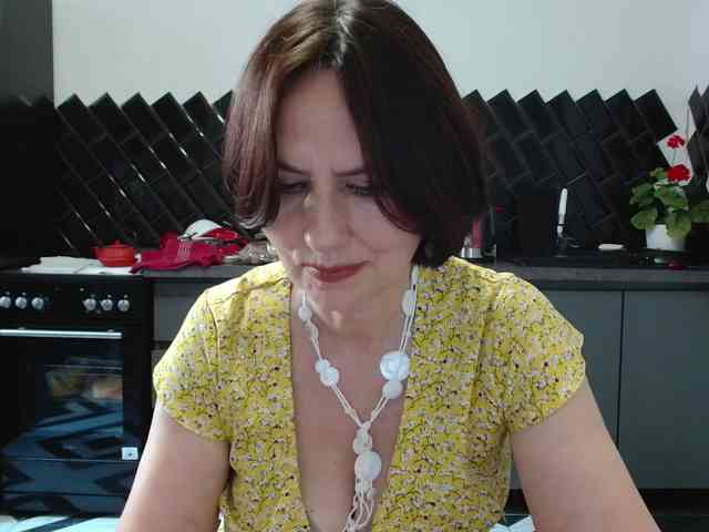 ANGELALADI webcam