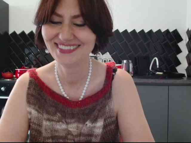 ANGELALADI