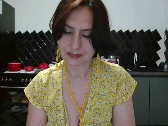 ANGELALADI webcam