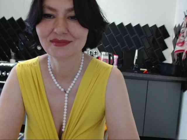 ANGELALADI webcam