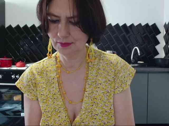 ANGELALADI webcam