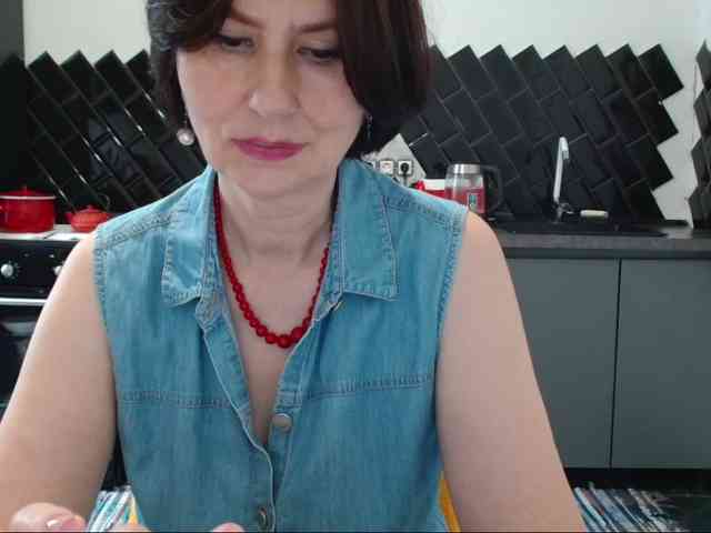 ANGELALADI webcam