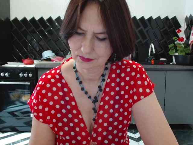 ANGELALADI webcam