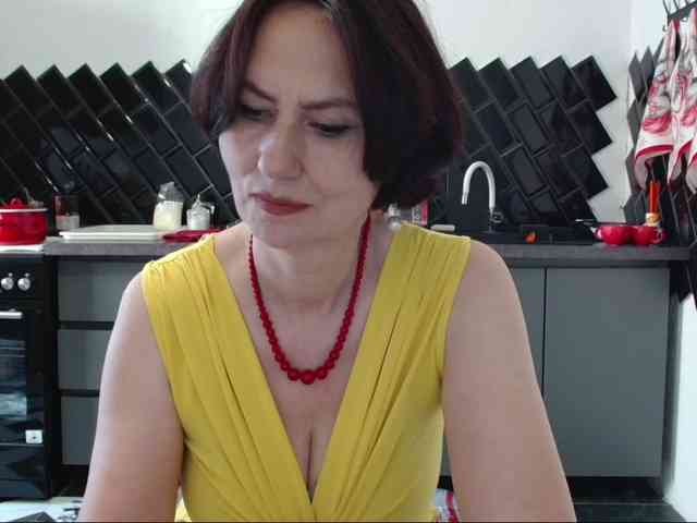 ANGELALADI webcam