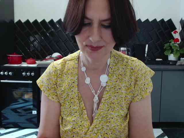 ANGELALADI webcam