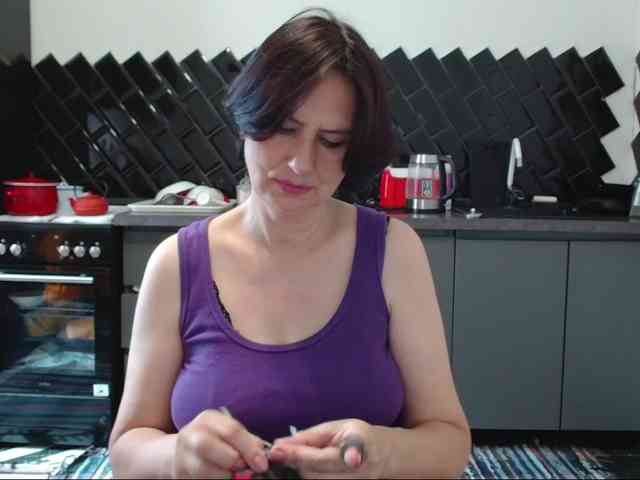 ANGELALADI webcam