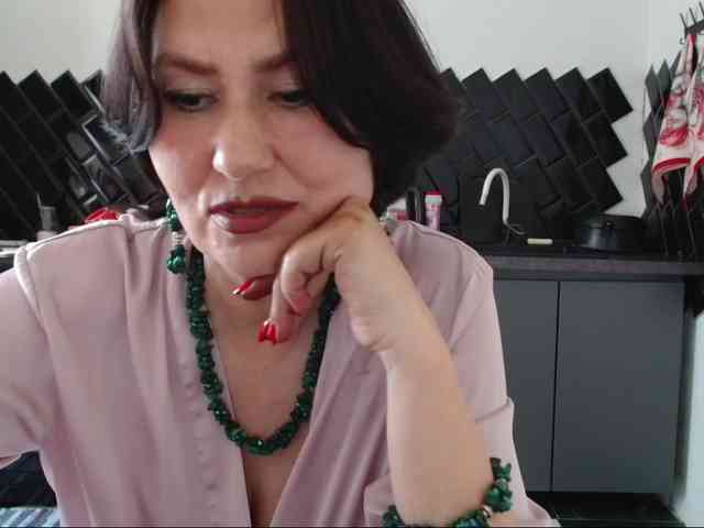 ANGELALADI webcam