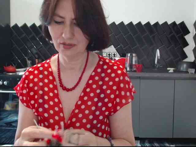 ANGELALADI