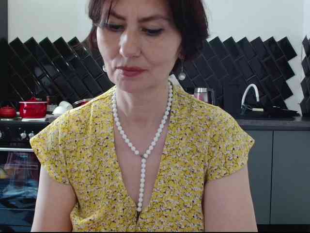 ANGELALADI webcam