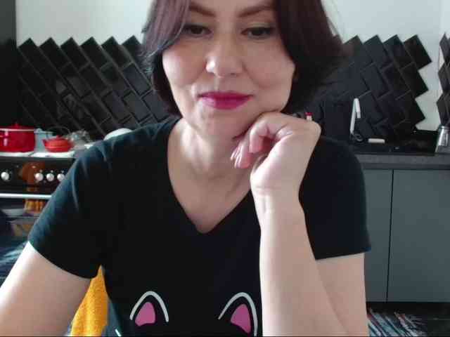 ANGELALADI webcam