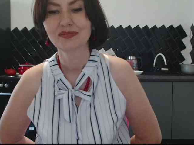 ANGELALADI