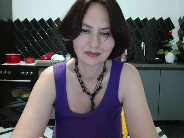 ANGELALADI webcam