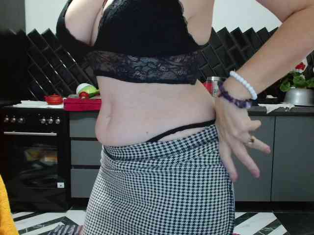 ANGELALADI webcam