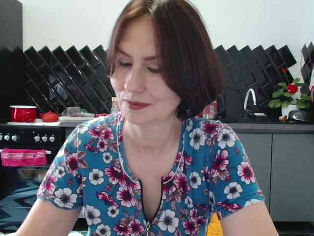 ANGELALADI webcam
