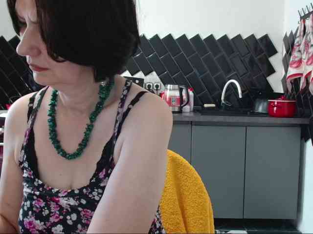 ANGELALADI webcam