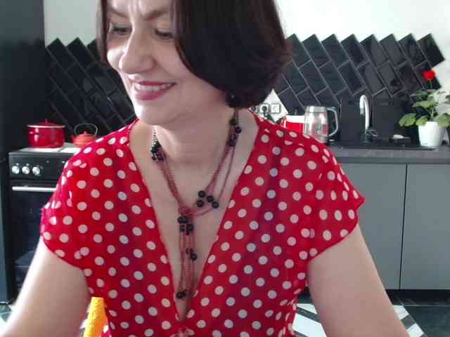 ANGELALADI webcam