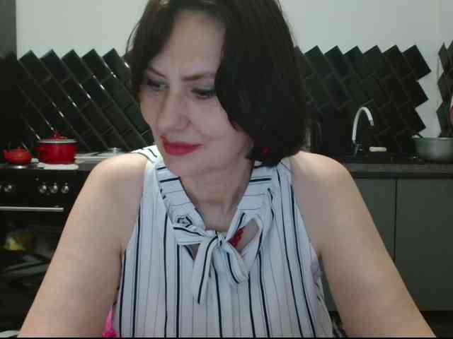 ANGELALADI webcam