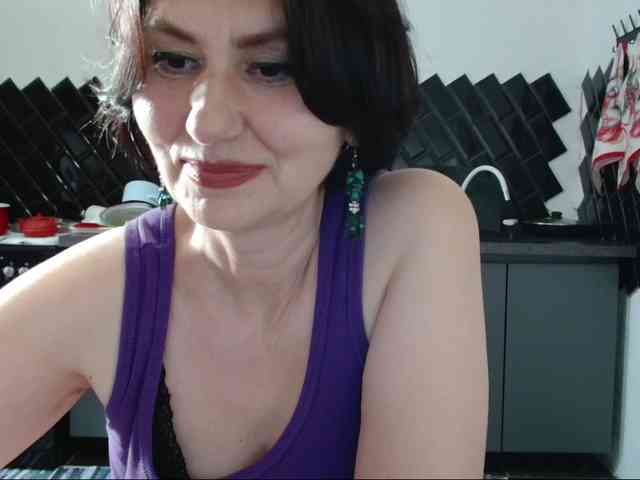 ANGELALADI webcam