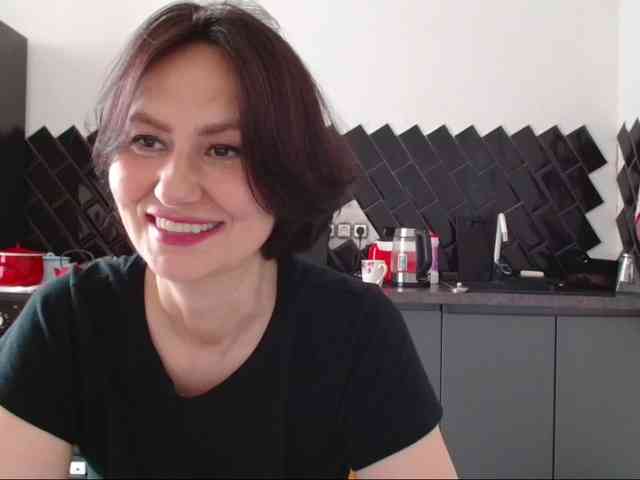 ANGELALADI ANGELALADI
