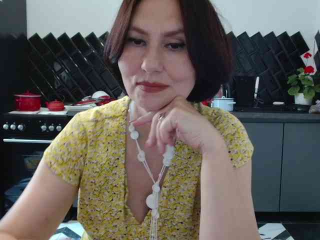 ANGELALADI webcam