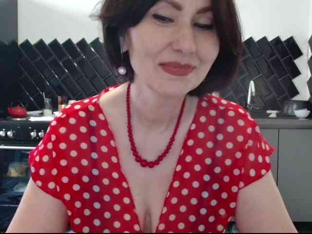 ANGELALADI