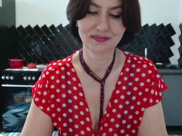 ANGELALADI webcam