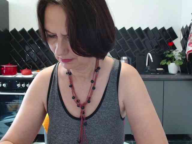 ANGELALADI webcam