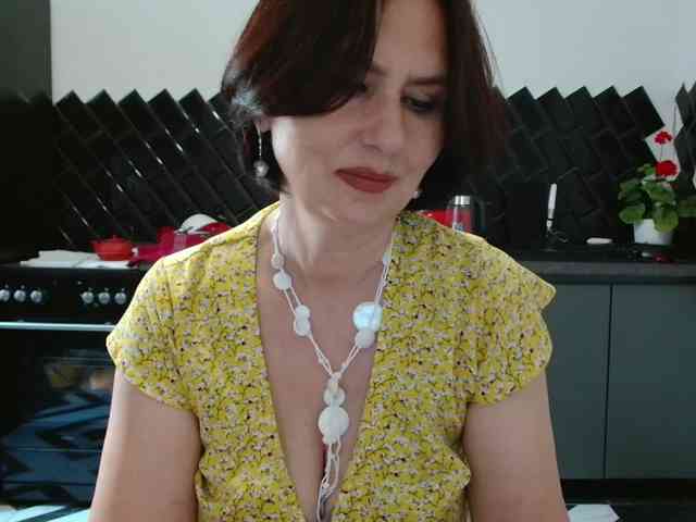 ANGELALADI webcam