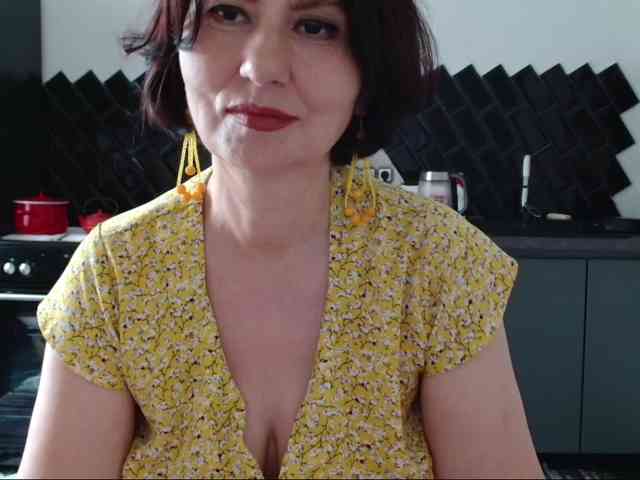 ANGELALADI webcam