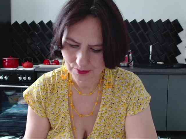 ANGELALADI webcam