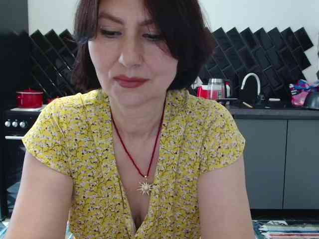 ANGELALADI webcam