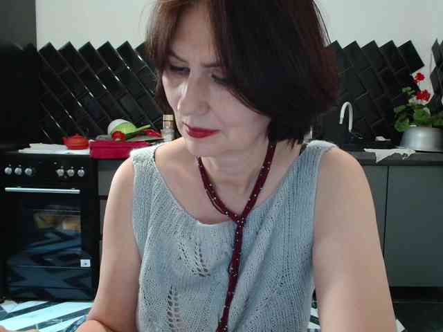 ANGELALADI