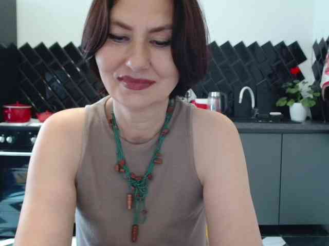 ANGELALADI webcam