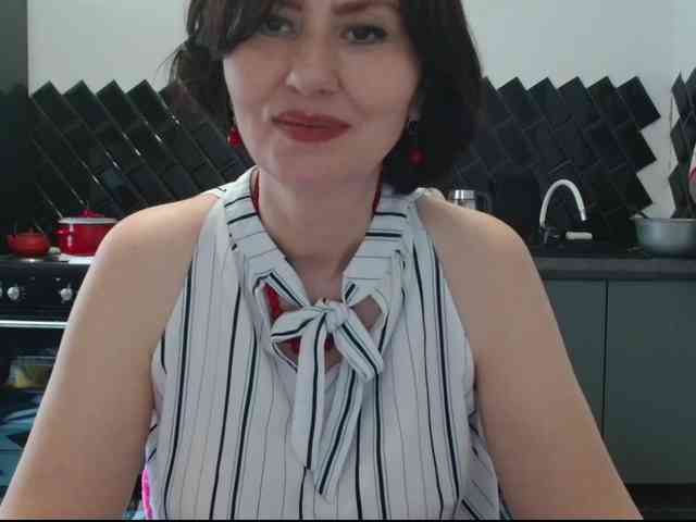 ANGELALADI
