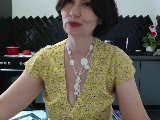 ANGELALADI webcam
