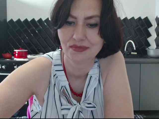 ANGELALADI webcam