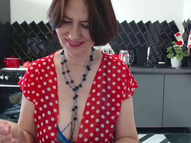 ANGELALADI webcam