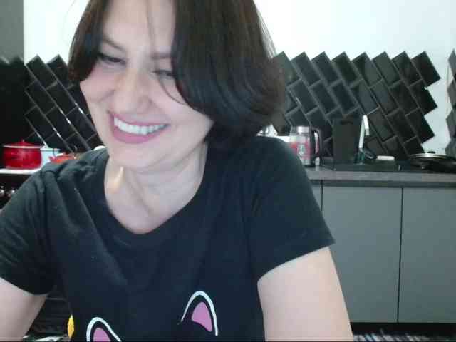 ANGELALADI webcam
