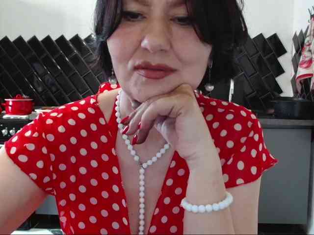 ANGELALADI