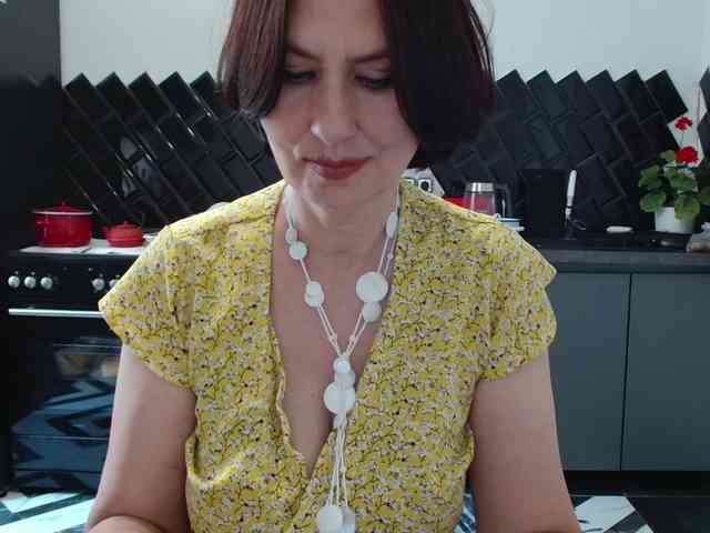 ANGELALADI webcam