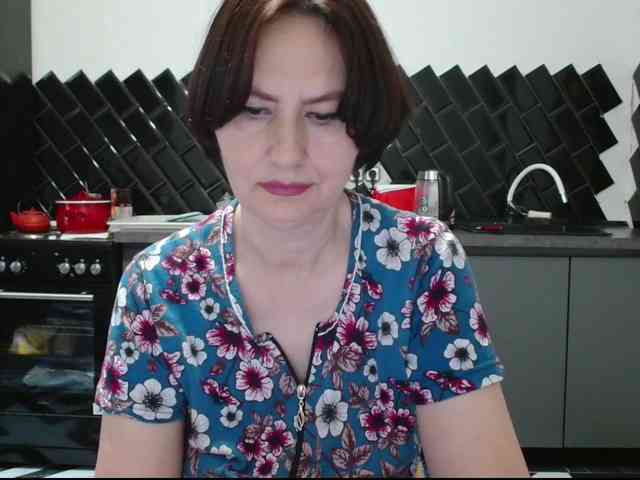 ANGELALADI