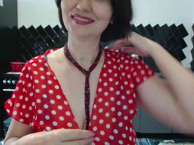 ANGELALADI webcam