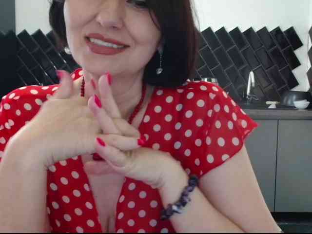 Este modelo está ao vivo agora. ANGELALADI