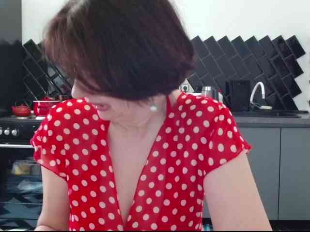 ANGELALADI webcam