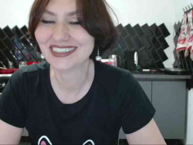 ANGELALADI webcam