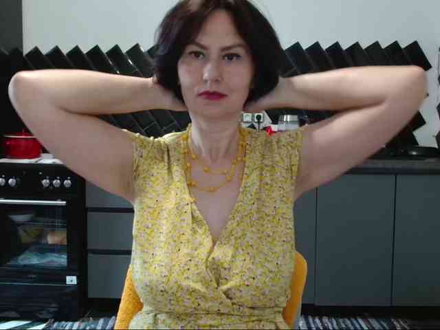 ANGELALADI webcam