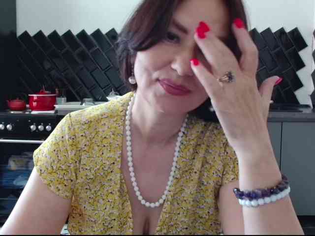 ANGELALADI webcam