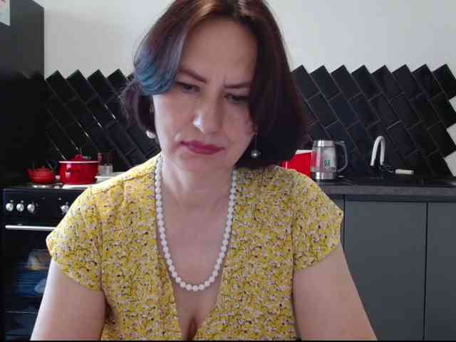 ANGELALADI webcam